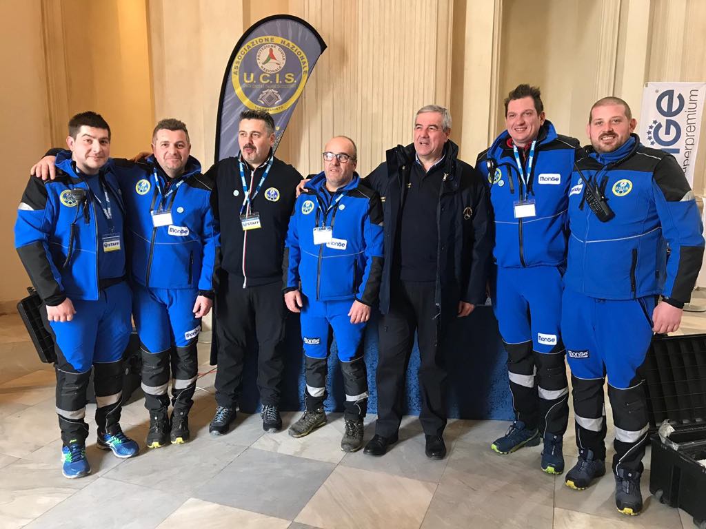 Festeggiamenti delle unità cinofile italiane alla Reggia di Venaria Reale: presenti anche i gruppi bresciani