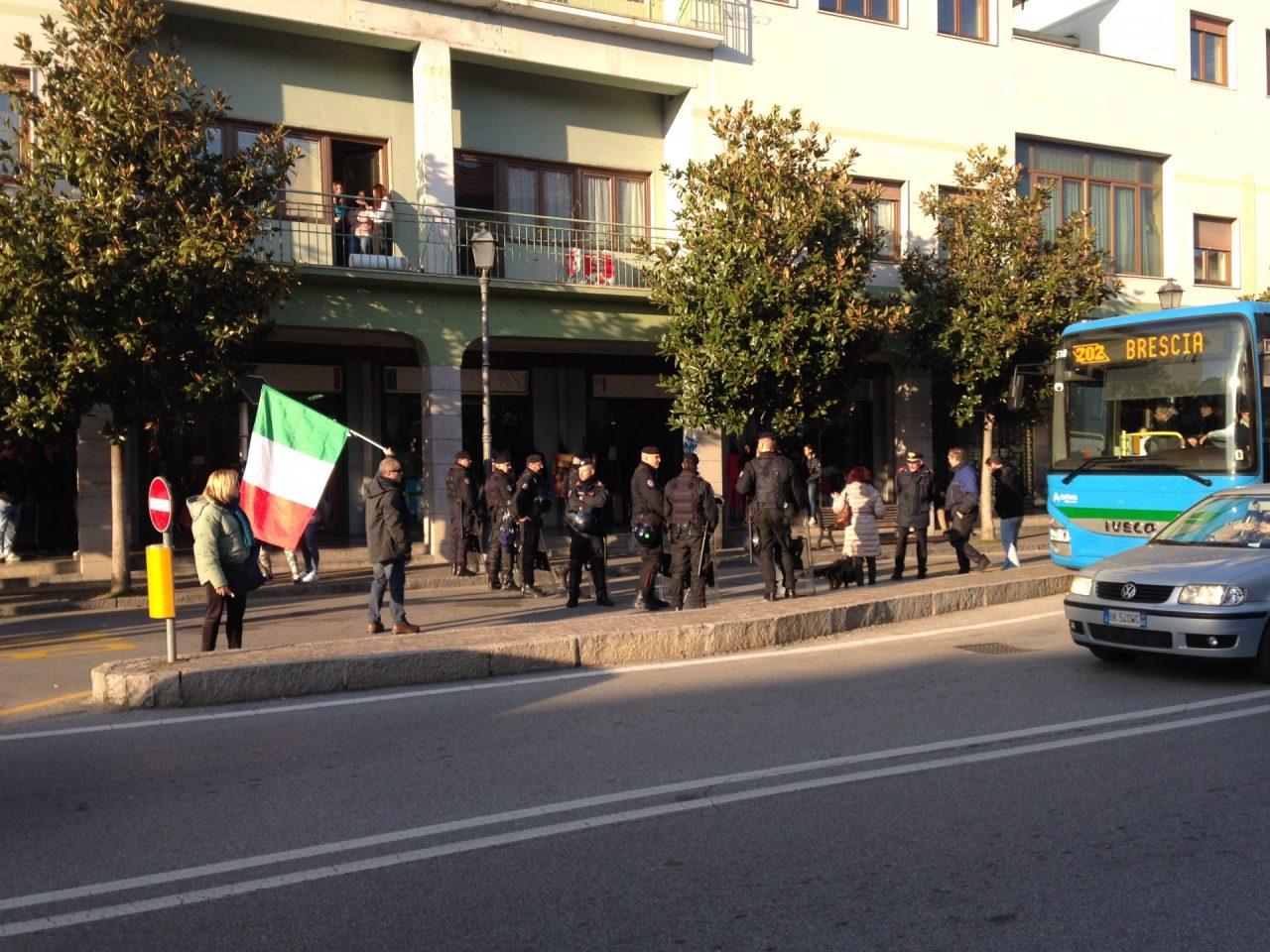 Lettera aperta dell’Anpi Medio Garda sul presidio di Forza Nuova a Salò