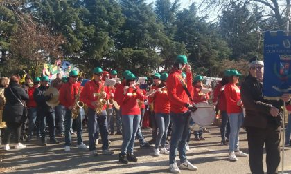 Grande sfilata di gruppi mascherati, a Corte Franca è già Carnevale