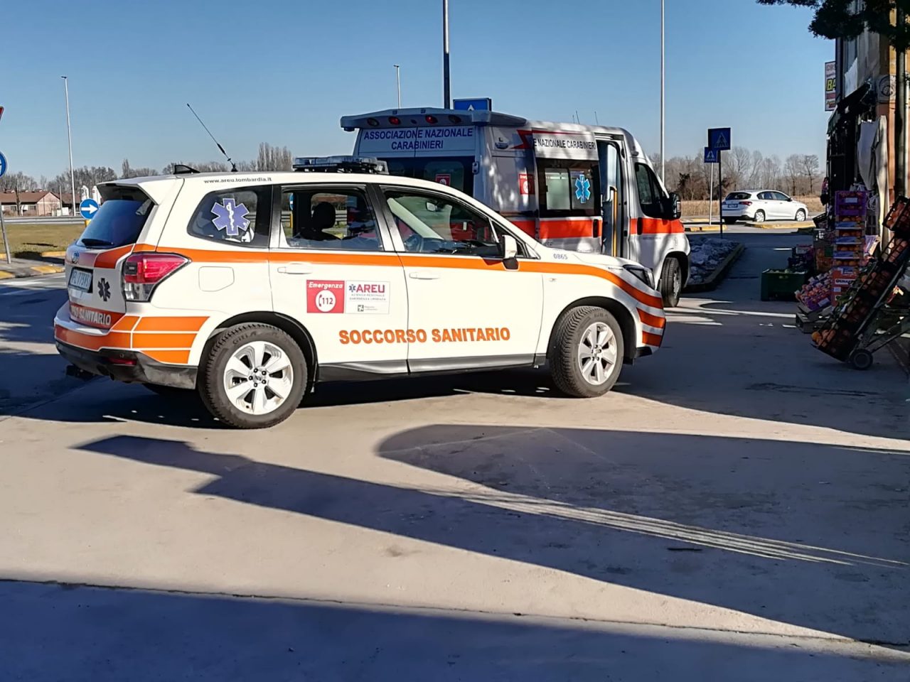 Malore davanti al fruttivendolo a Leno per una 18enne