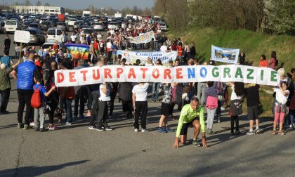 Marcia per la vita, un fiume di persone a difesa del Chiese
