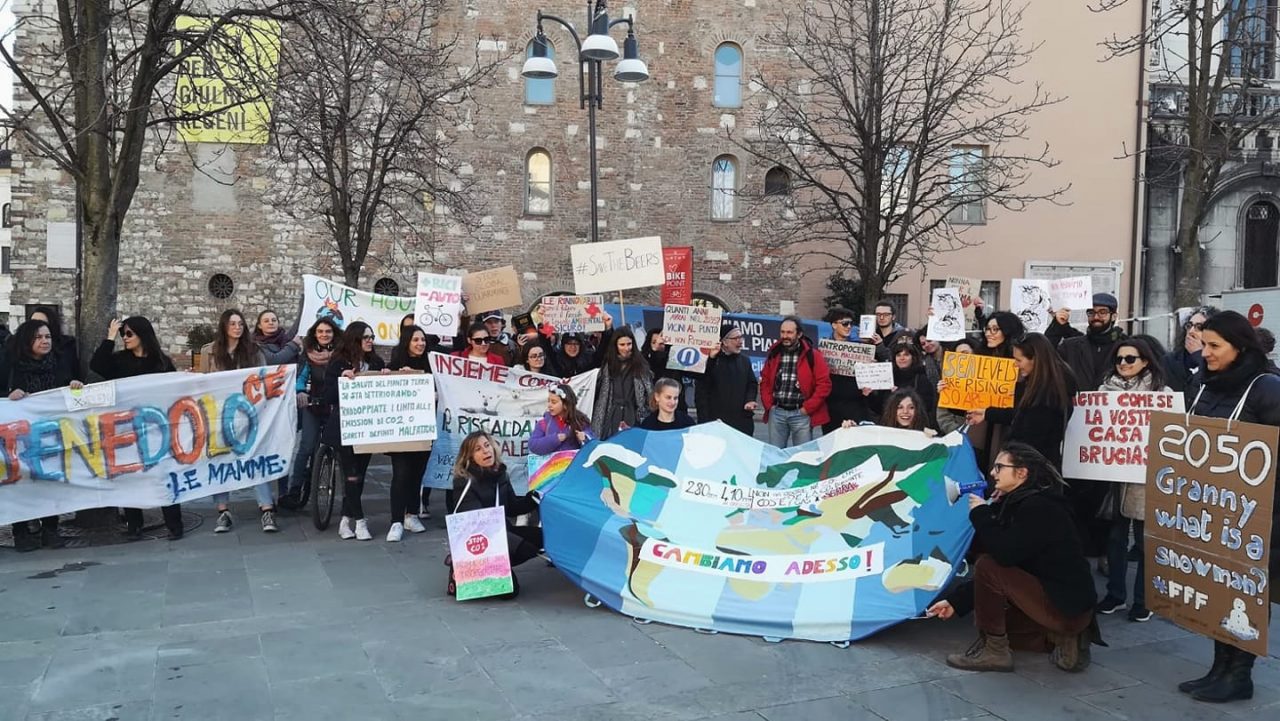 Tutto il mondo in marcia per il clima, domani si manifesta anche a Brescia