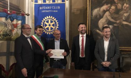 Orzinuovi, l’omaggio del Rotary Club ai Vigili del Fuoco
