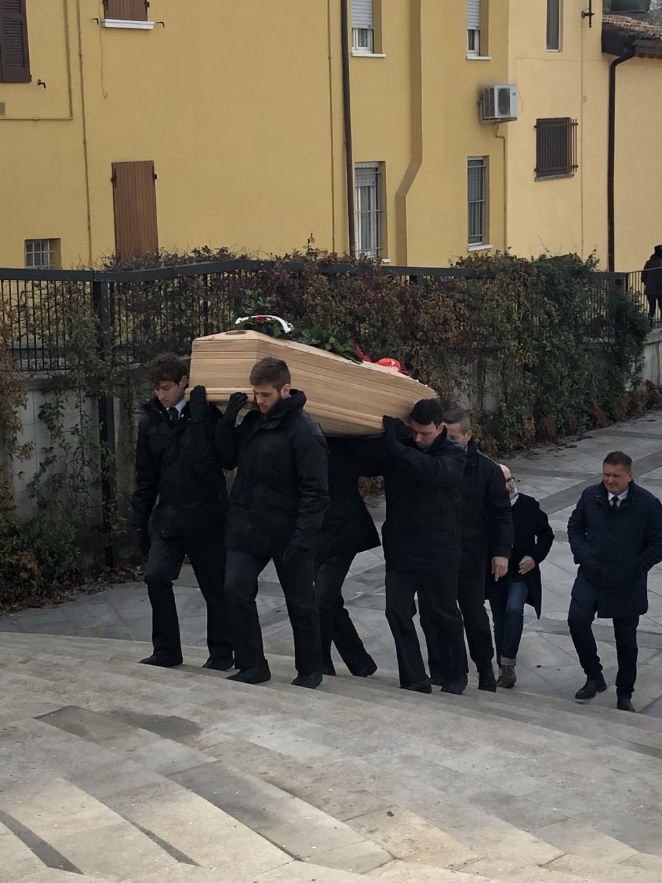 Flero saluta Fulvio Gatta, storico operatore del cimitero