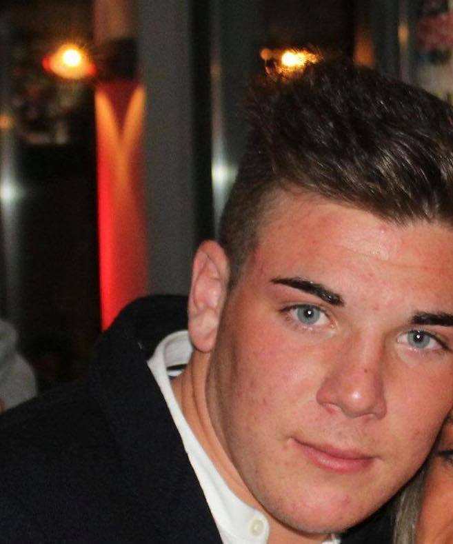 Comunità in lutto per Alberto, il giovane che ha perso la vita nell’incidente stradale di Paratico