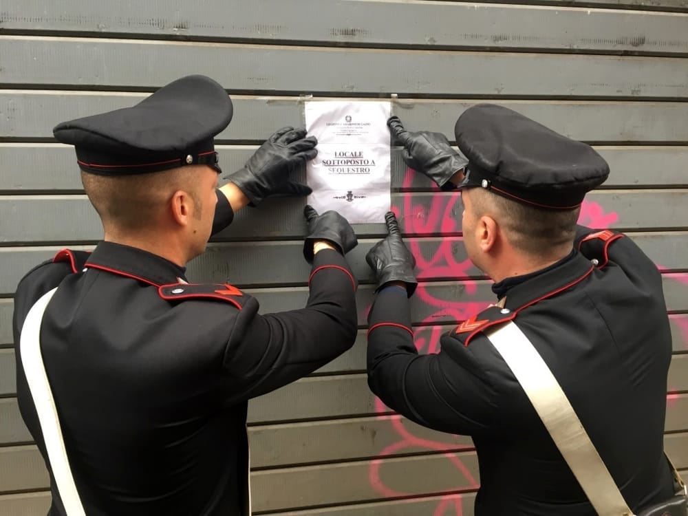 Chiuso bar a Esine, frequentato da pregiudicati