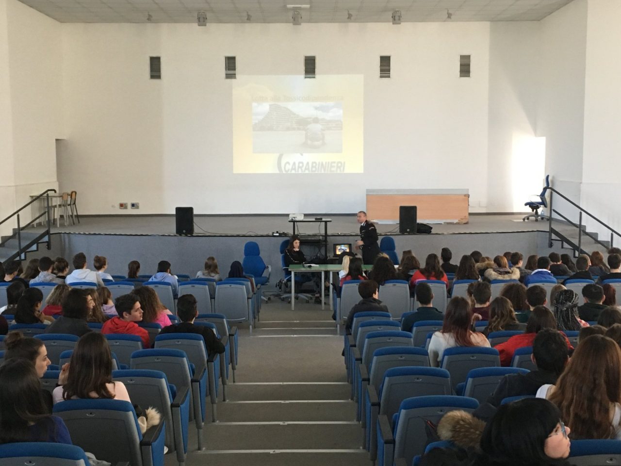 Incontro sulla tossicodipendenza
