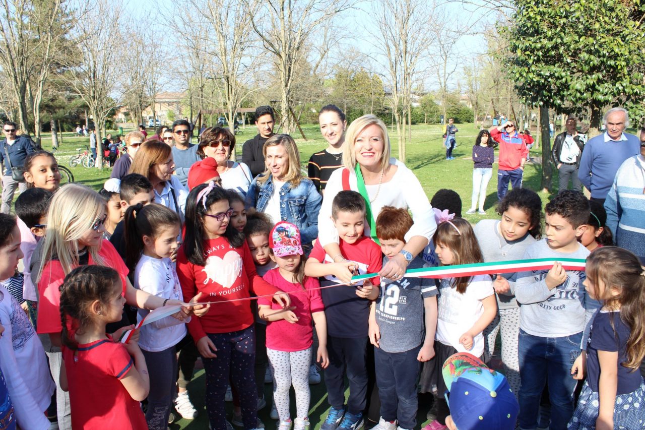 Inaugurato a Bagnolo il parco giochi inclusivo