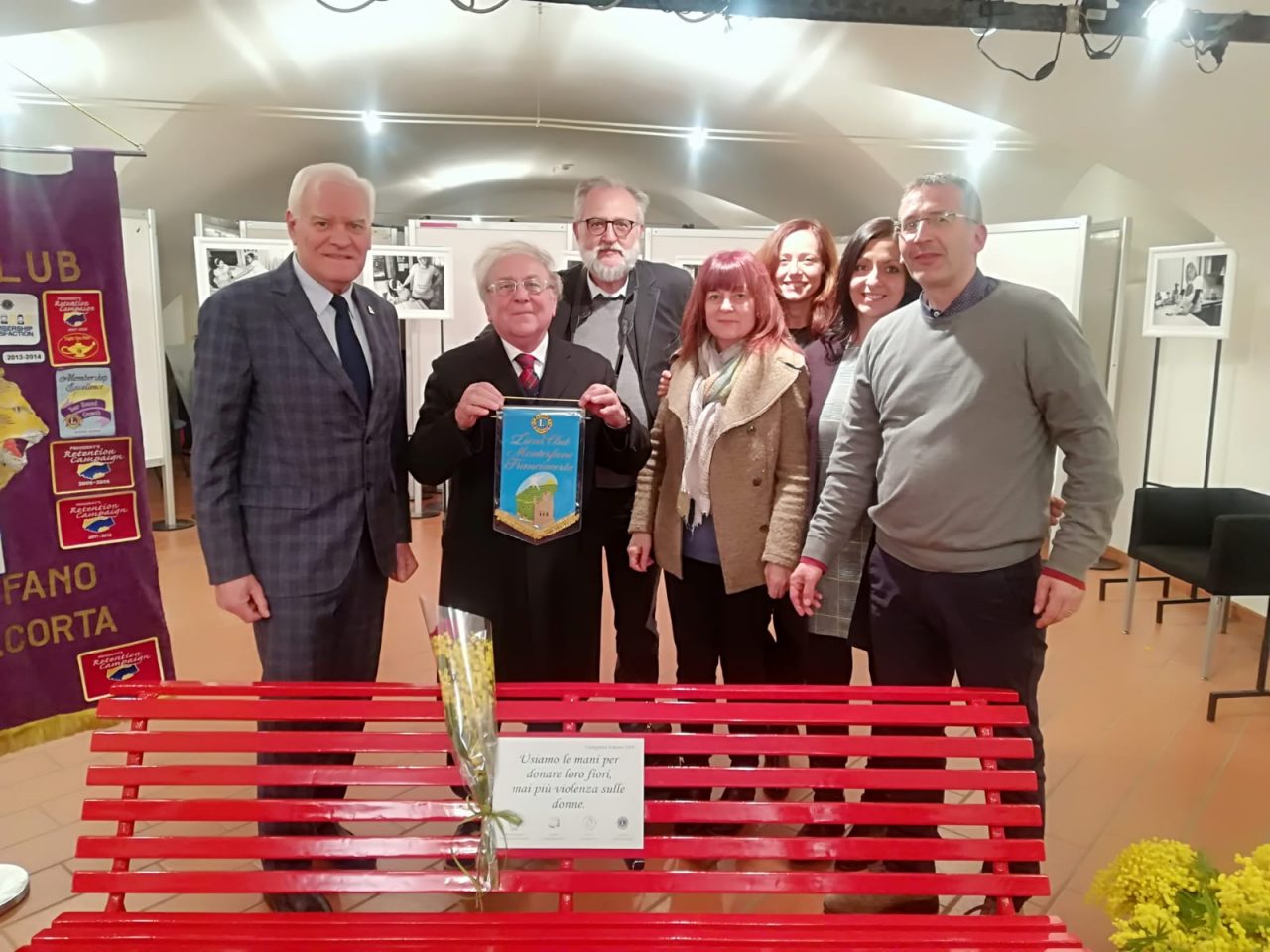 Festa della donna: panchine rosse a Castegnato