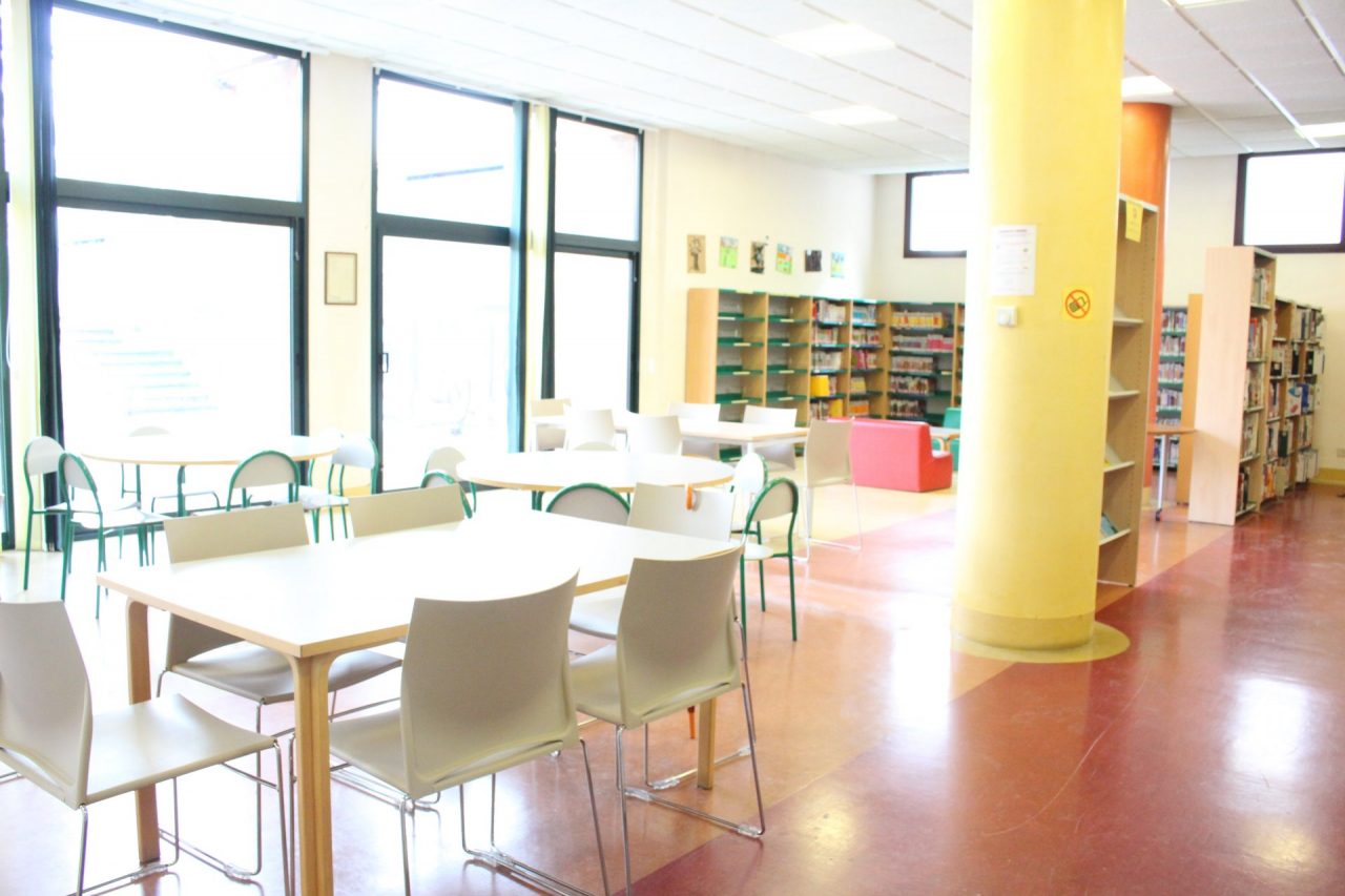 Biblioteca rinnovata a Corte Franca