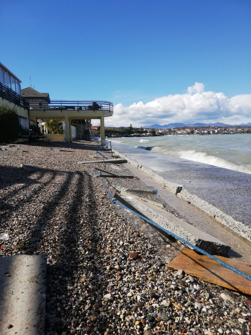 Il Codacons invita a chiedere i danni per il maltempo sul Garda