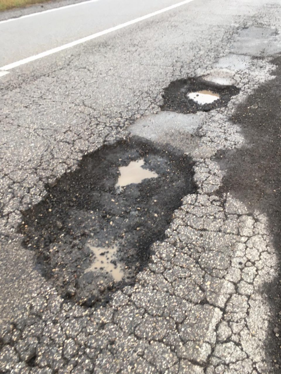 Buche sulla Goitese causano incidenti