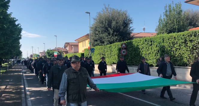 Castelcovati festeggia i 35 anni degli Alpini VIDEO