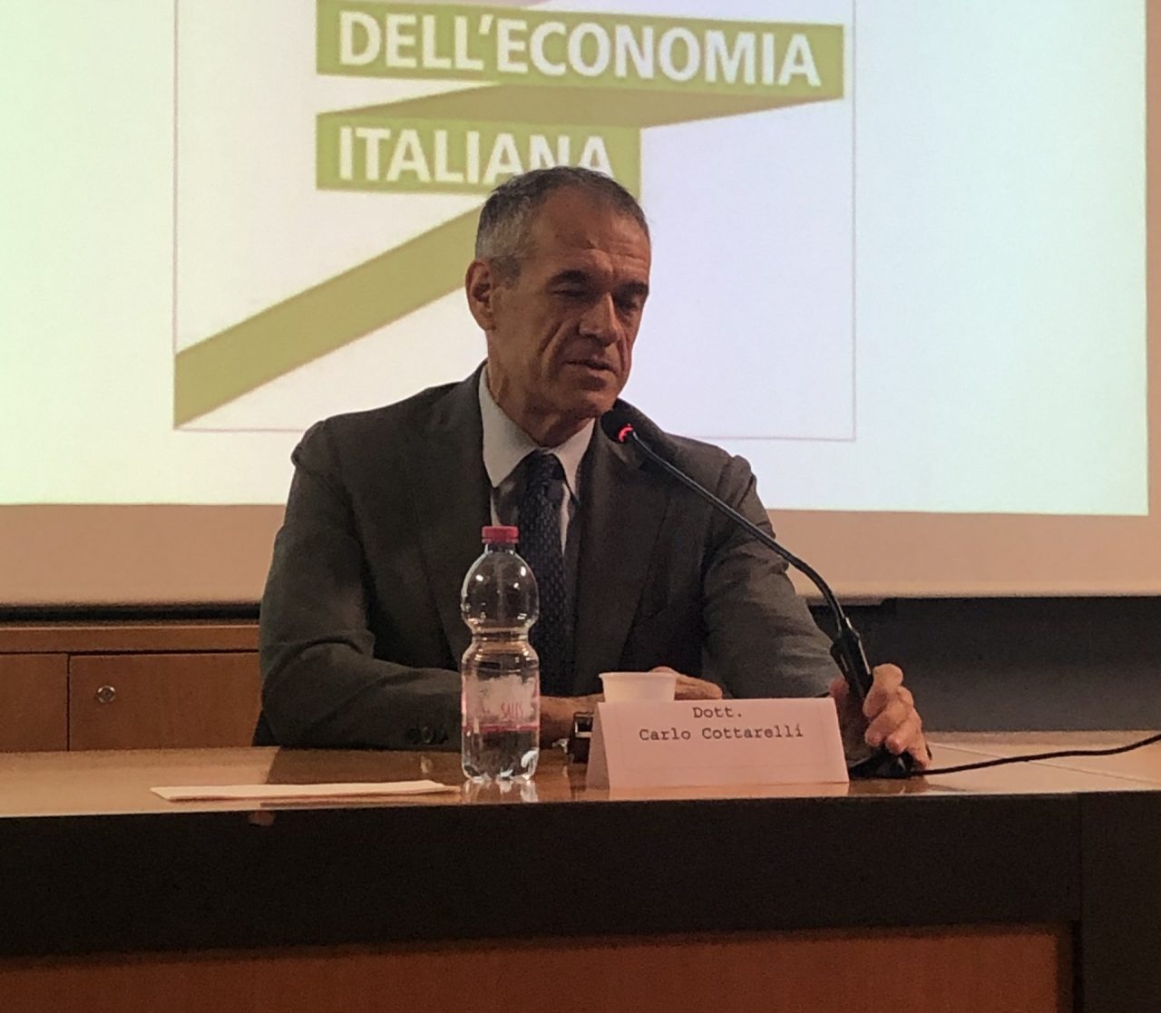 Leno, gli studenti del Capirola incontrano Carlo Cottarelli