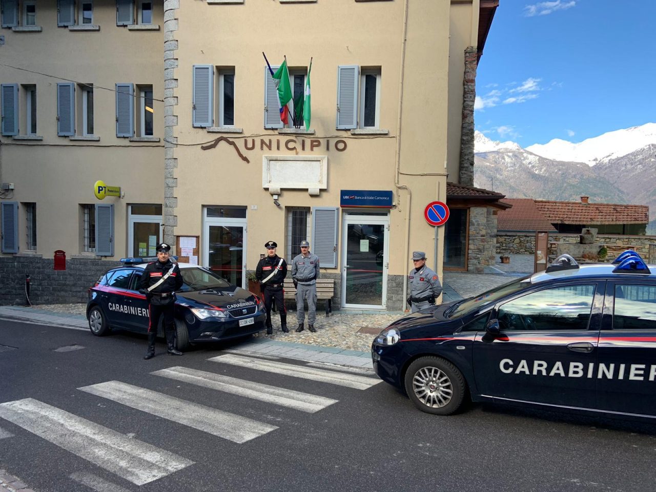 Arrestati sindaco, consigliere comunale e dirigente