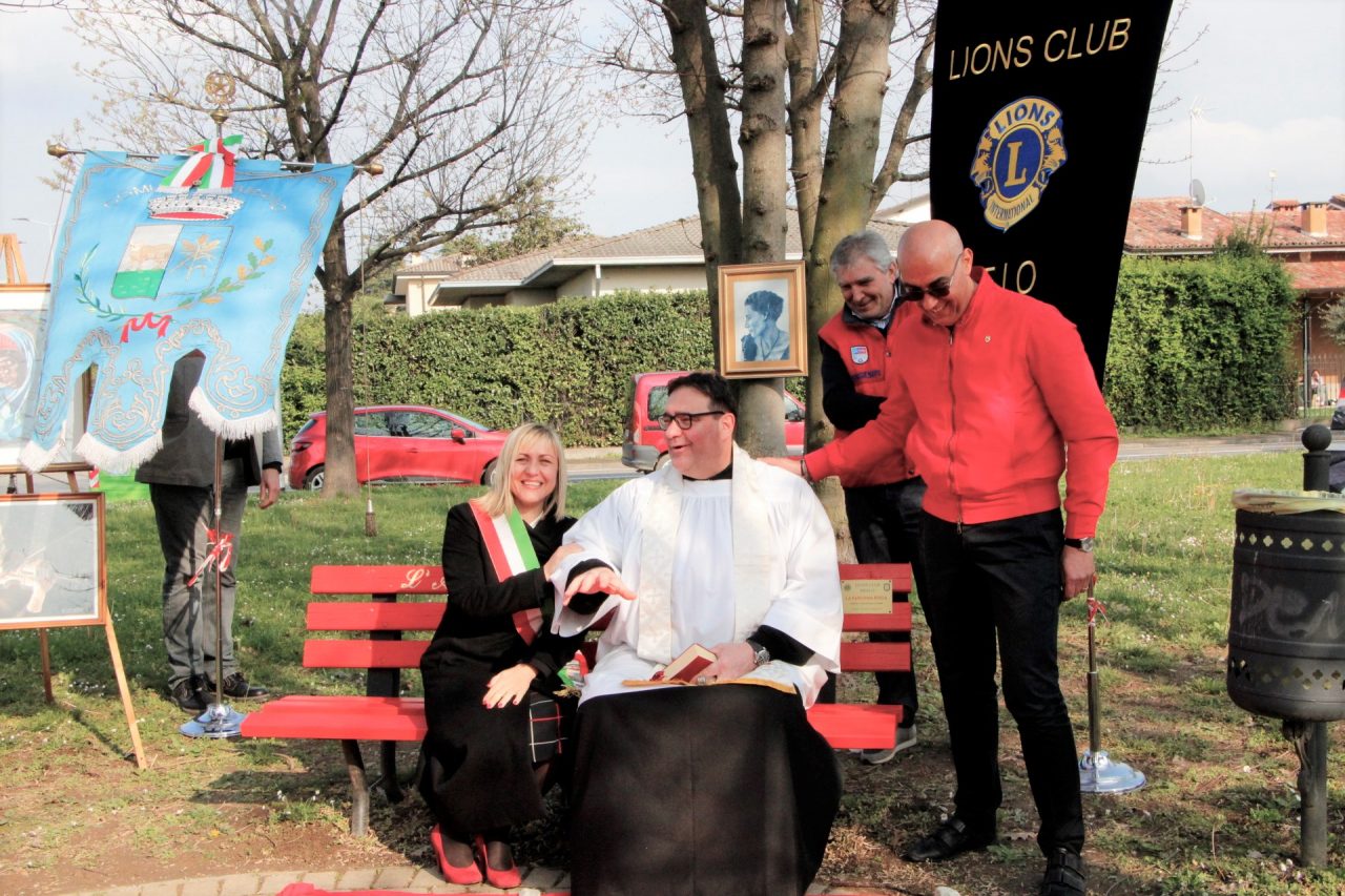 Panchina Rossa a Pievedizio