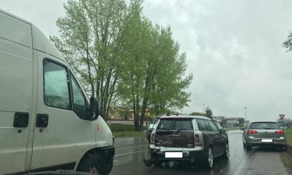 Incidente fra auto a Palazzolo