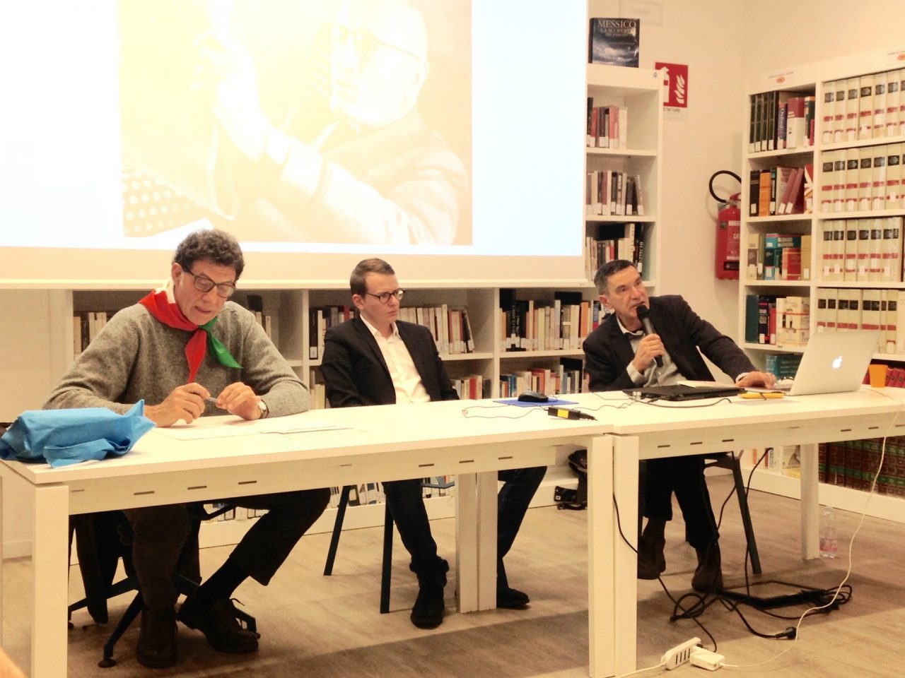 Neo Fascismo Salò: se ne è parlato in biblioteca