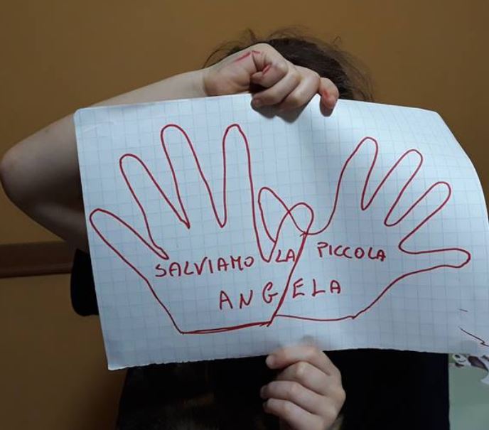 Bimba strappata alla mamma: nasce gruppo Salviamo la piccola Angela