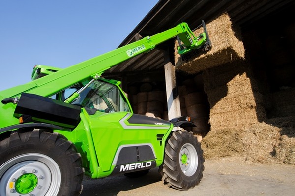 Aziende agricole nel mirino, via due trattori telescopici