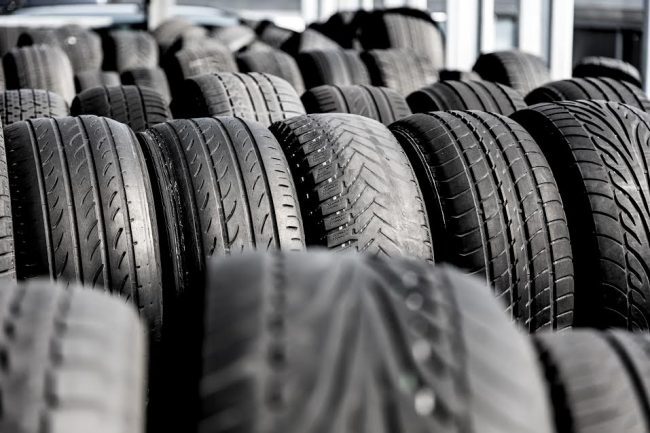 Cambio gomme: da oggi al 15 maggio bisogna togliere le invernali