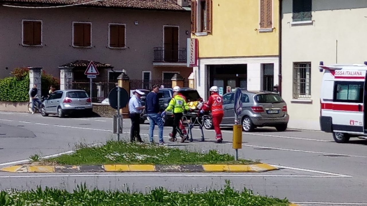 Incidente a Calvisano: elisoccorso in arrivo per un 17enne