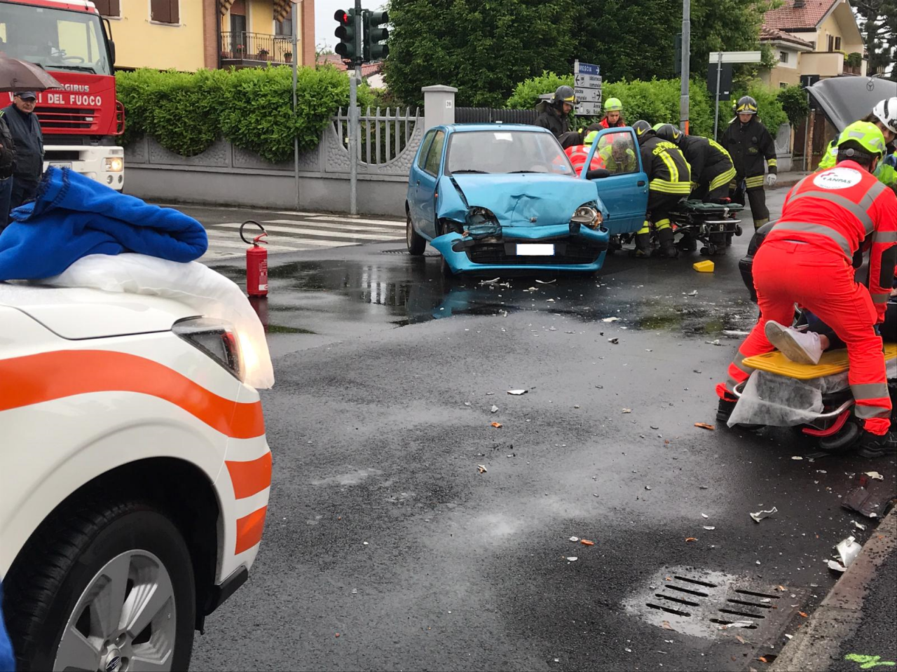 Grave schianto fra due auto a Castrezzato