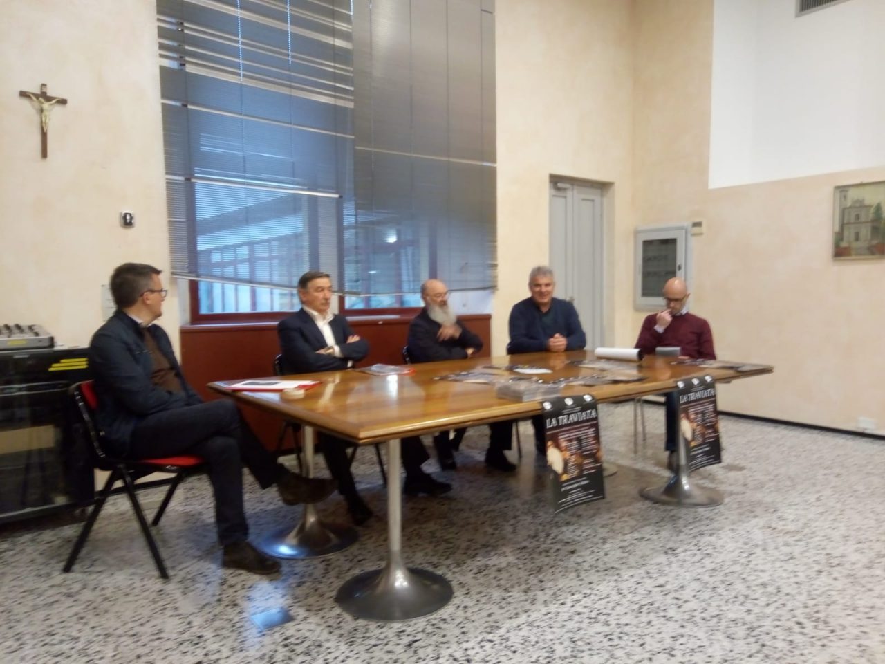 A Palazzolo La Traviata “suona” per padre Riccardo