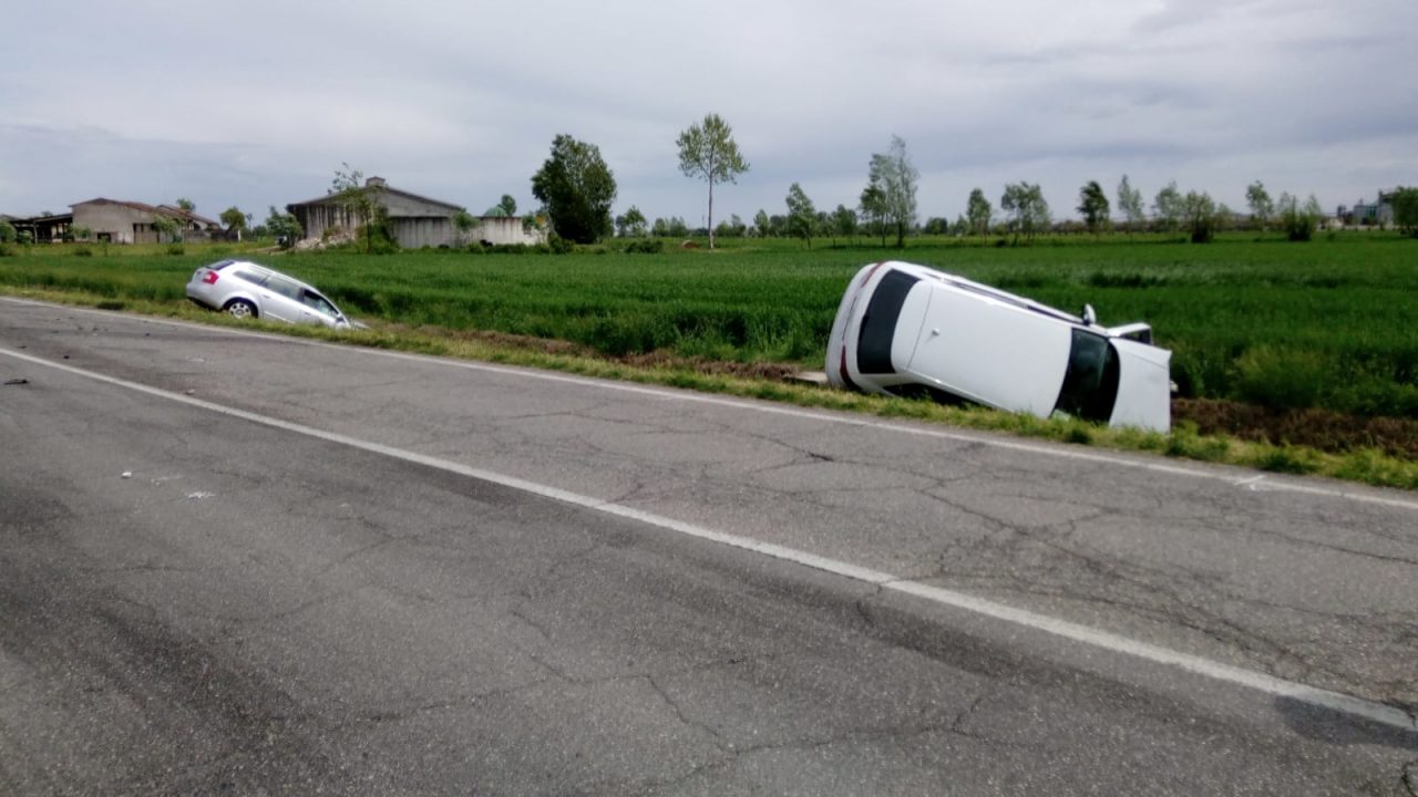 Grave schianto a Visano: due auto si sono scontrate
