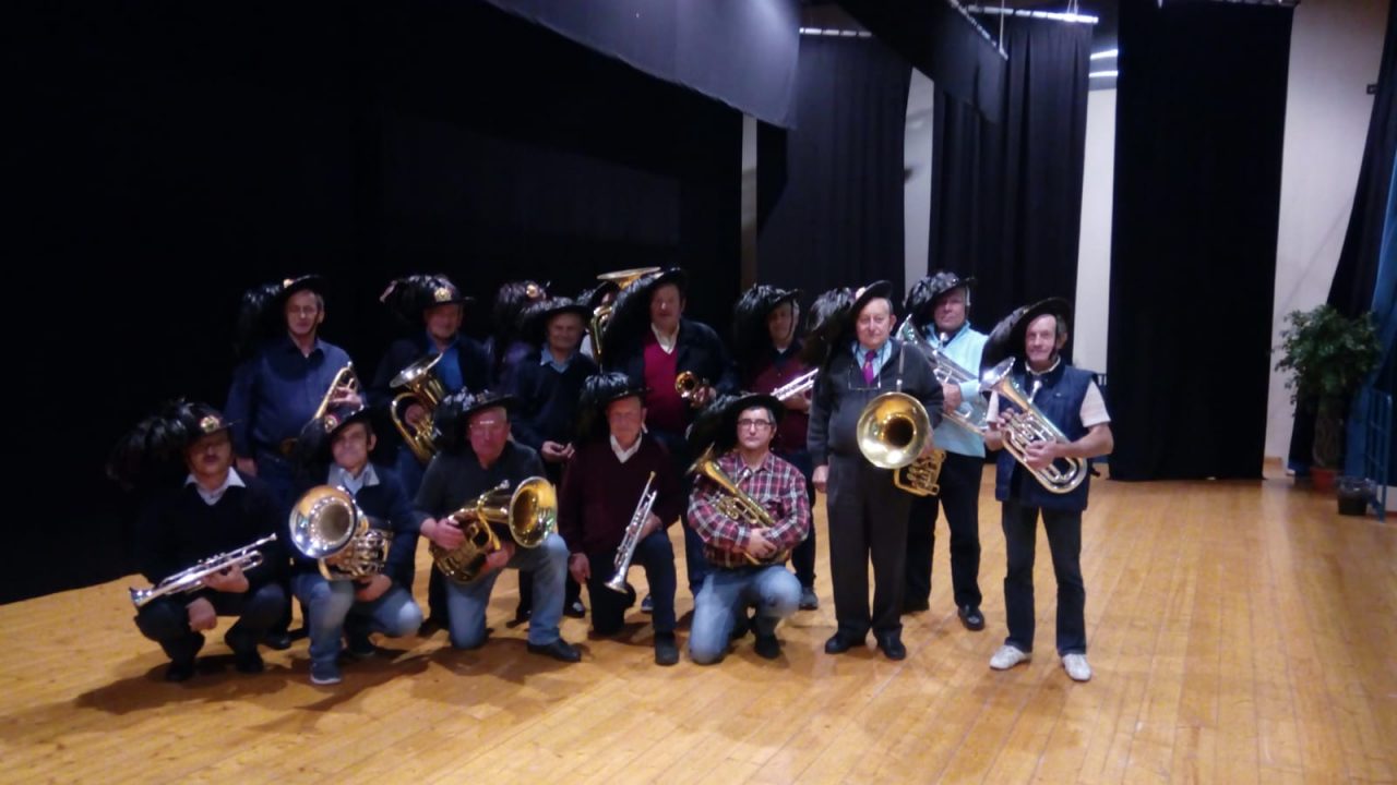 Bersaglieri di Calvisano, in duecento allo spiedo per sostenere la fanfara