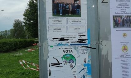 Atti vandalici in casa Lega: strappati i manifesti e piovono insulti