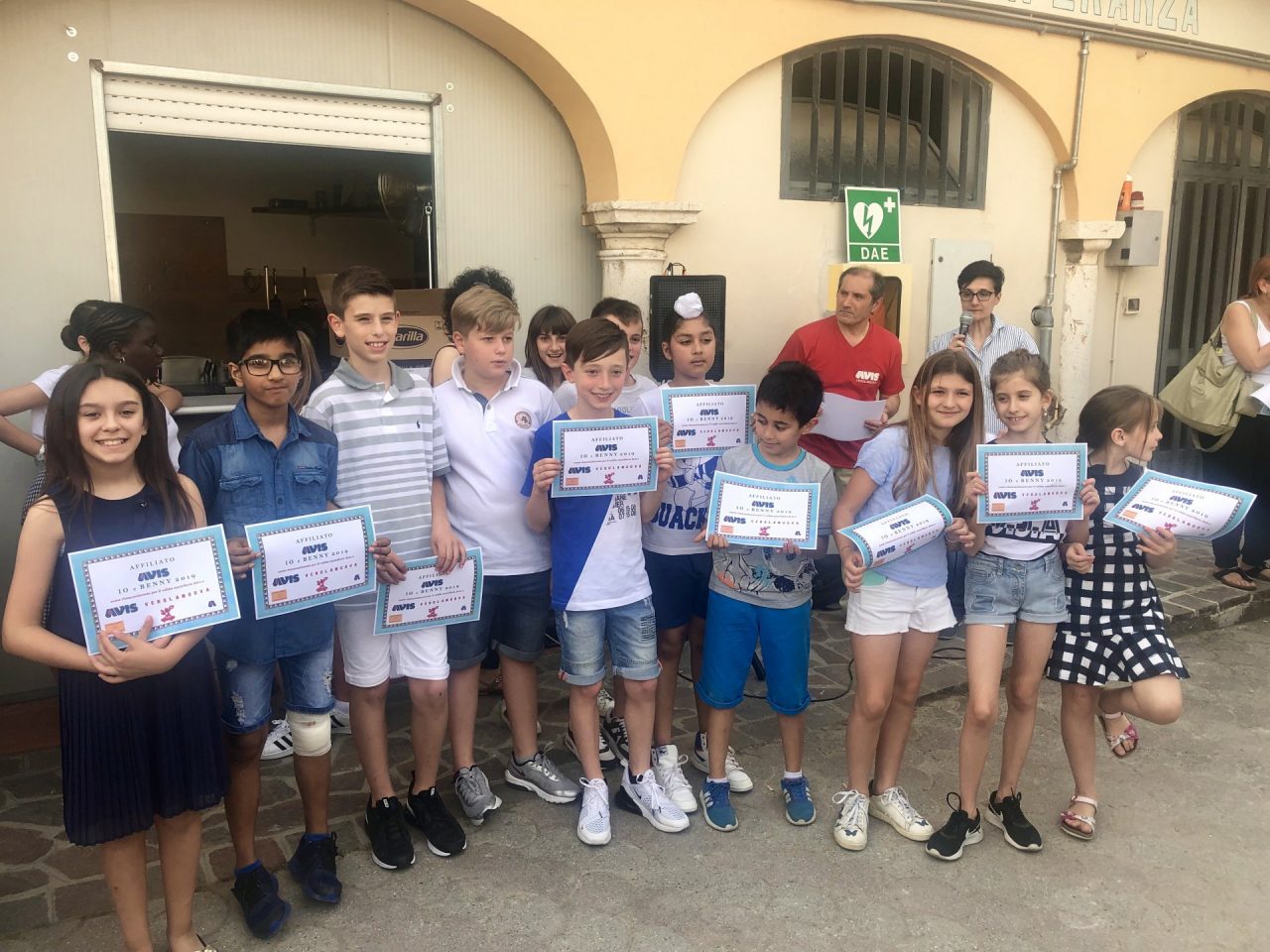 Verolanuova, l’AVIS premia i bambini delle quinte