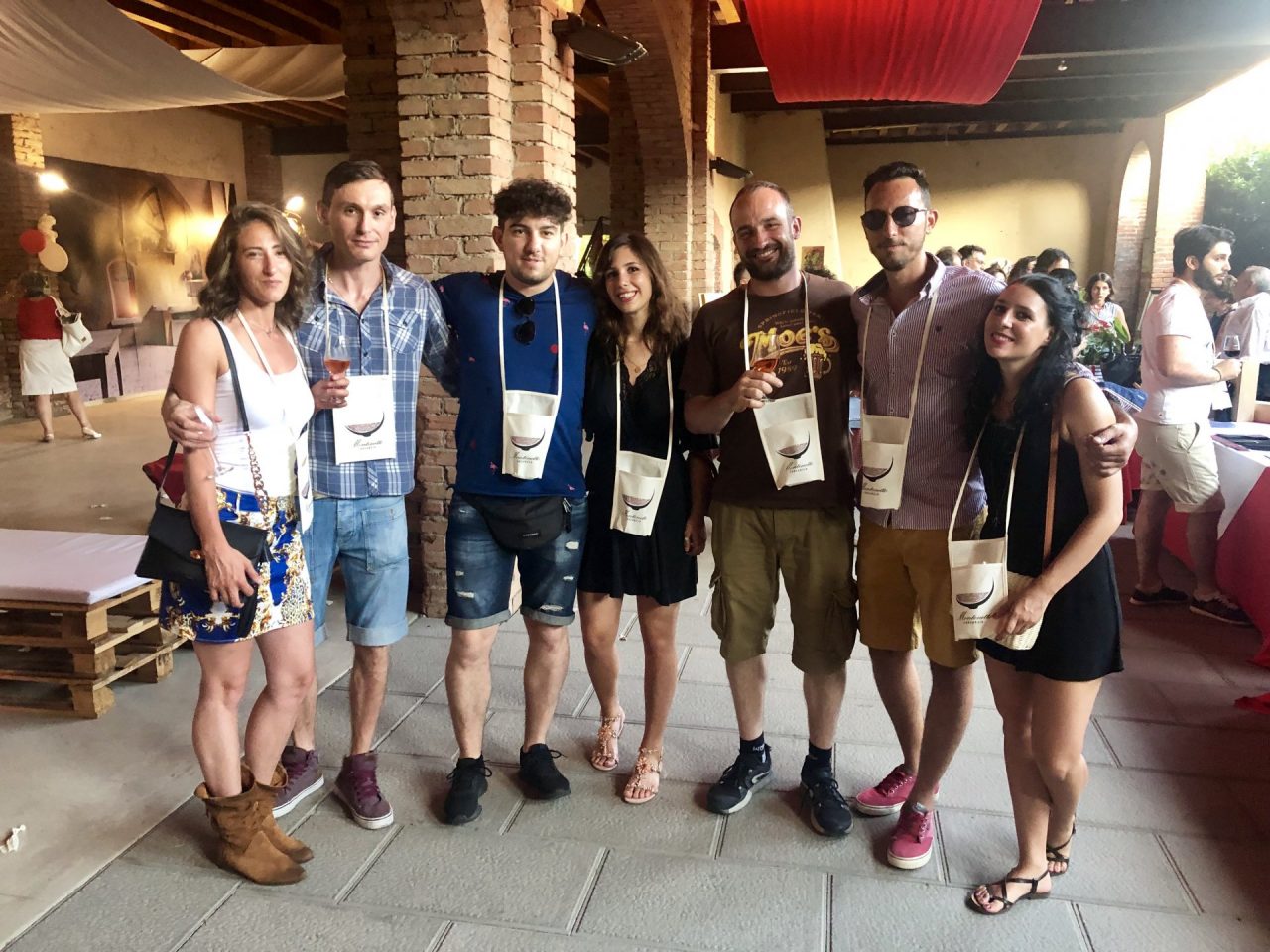 Capriano del Colle, il Montenetto si veste di bianco e di rosso