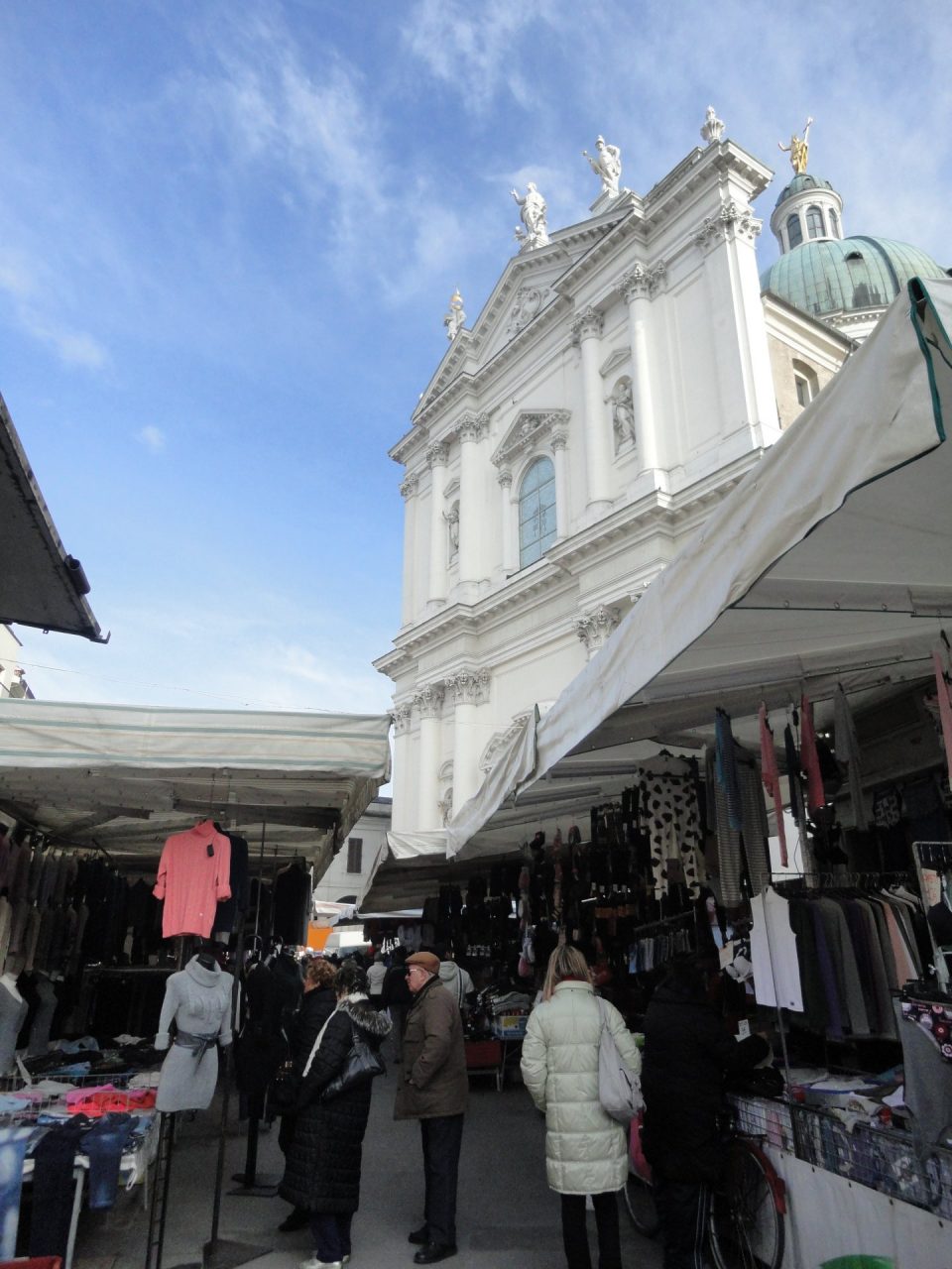 Montichiari nuove sanzioni al mercato del Centro Storico dopo i controlli della Polizia Locale