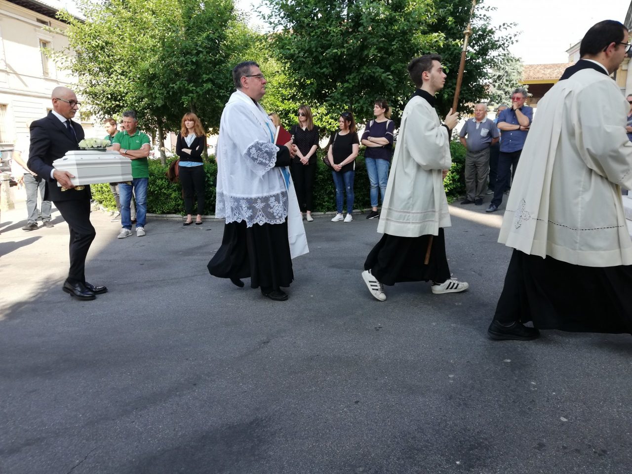 Milzano saluta la piccola Veronica Elena