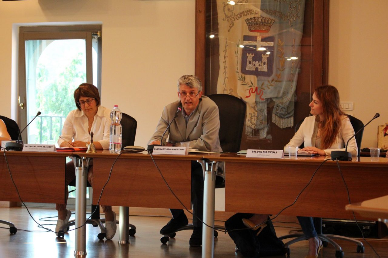 101 euro all’ora per il responsabile dell’Ufficio Tecnico a Paratico