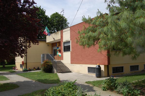 Ladri a scuola: magro bottino ma danni ingenti