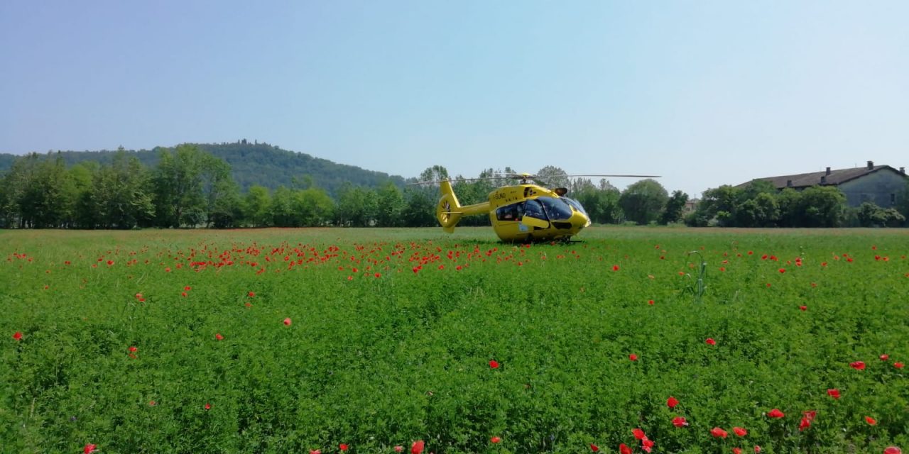Si sente male in acqua e rischia di annegare a Lonato del Garda