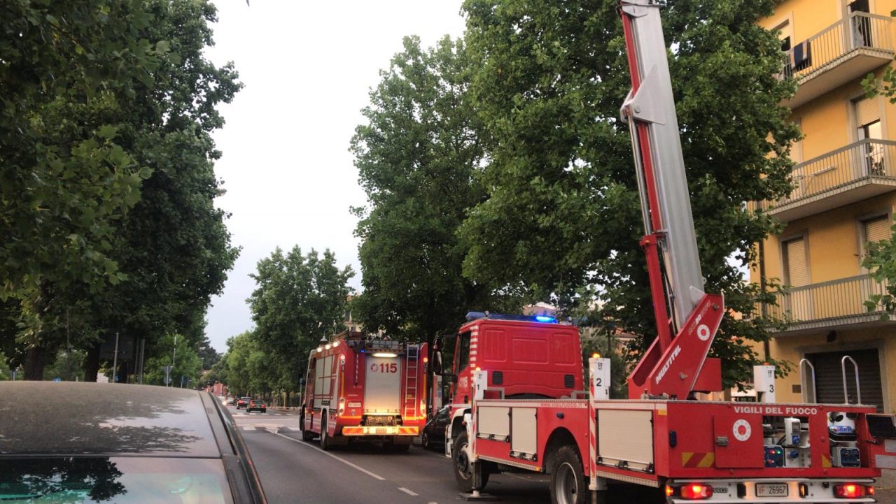 Incendio in appartamento in viale Mellini a Chiari VIDEO