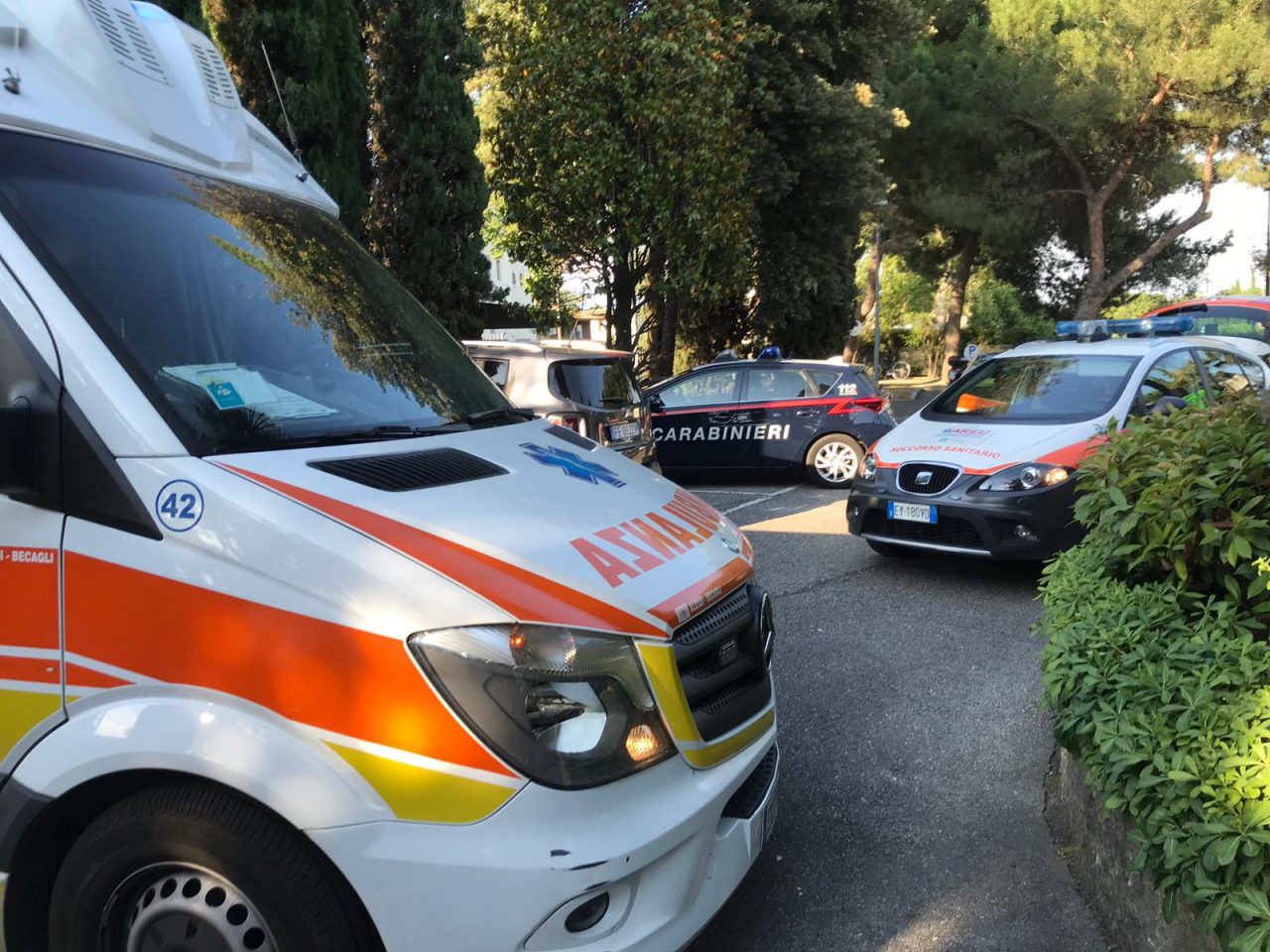 Trovato uomo impiccato in un ristorante