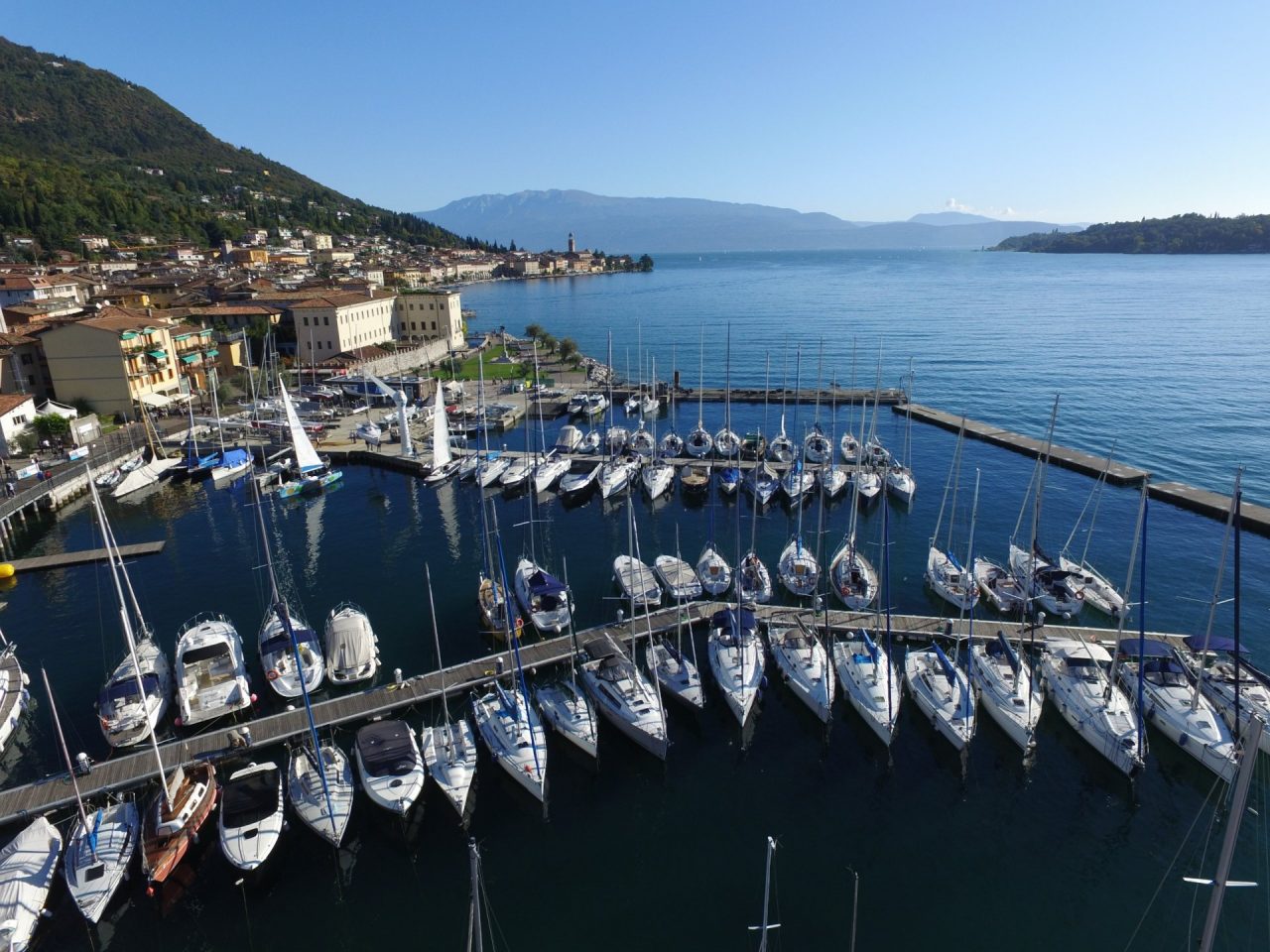 La Società Canottieri Garda Salò presenta le sue 277 stelle