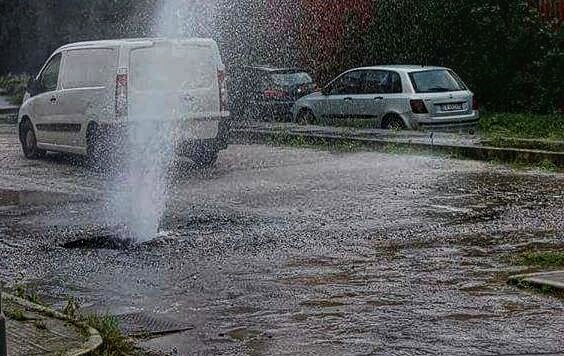 Scoppia una tubatura, Sampolino invasa dall’acqua