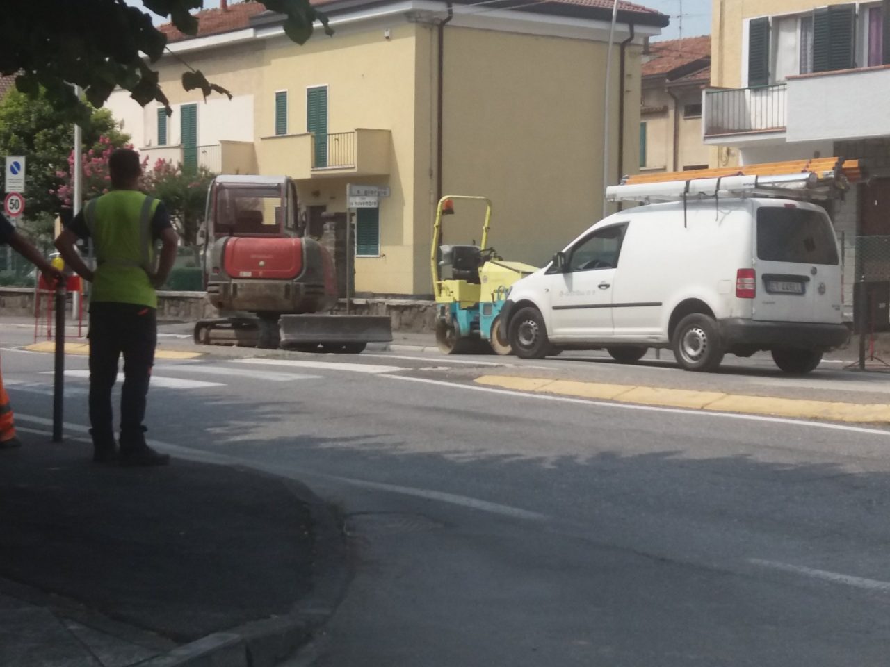 Traffico rallentato a Capriolo per lavori in corso
