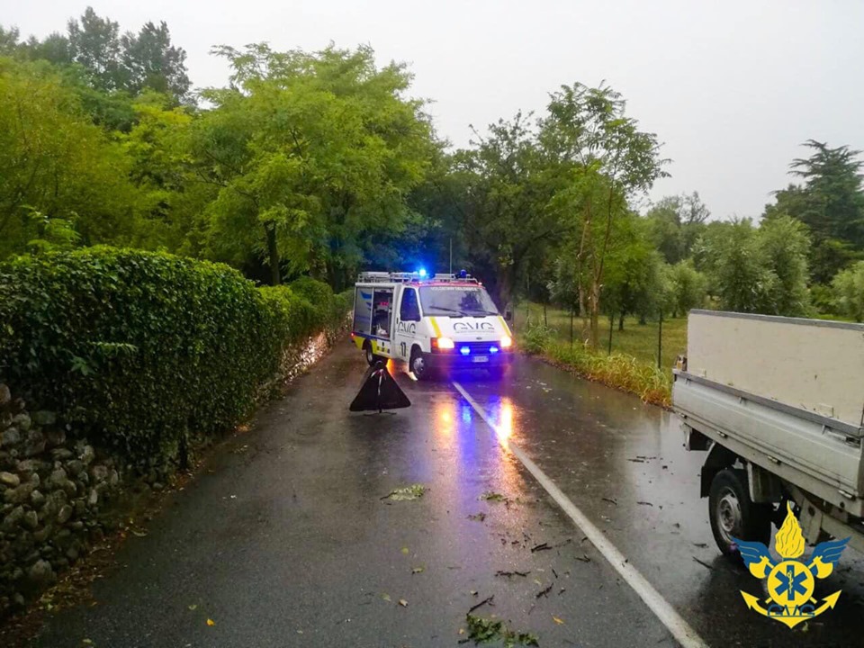 Emergenza meteorologica sul Garda: i Volontari del Garda in prima linea