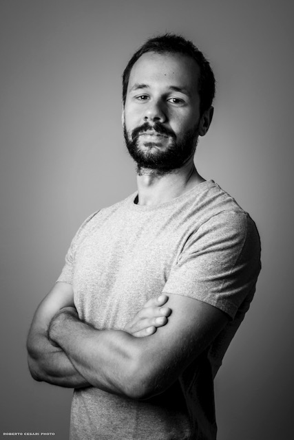 Il vincitore del premio Rtl 102.5-Mursia presenta il libro a Elnos shopping