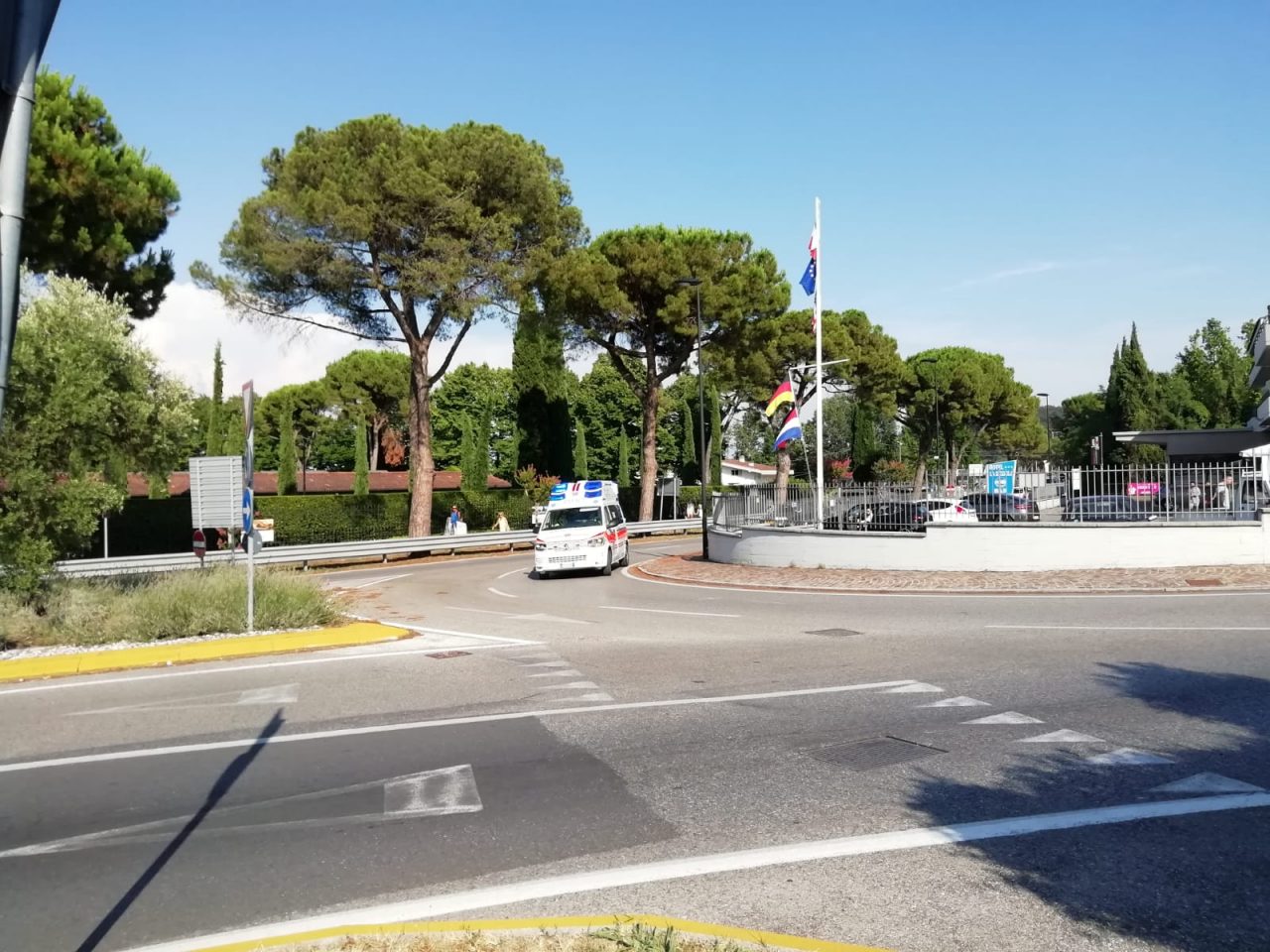 Incidente in acqua a Desenzano: coinvolte due persone