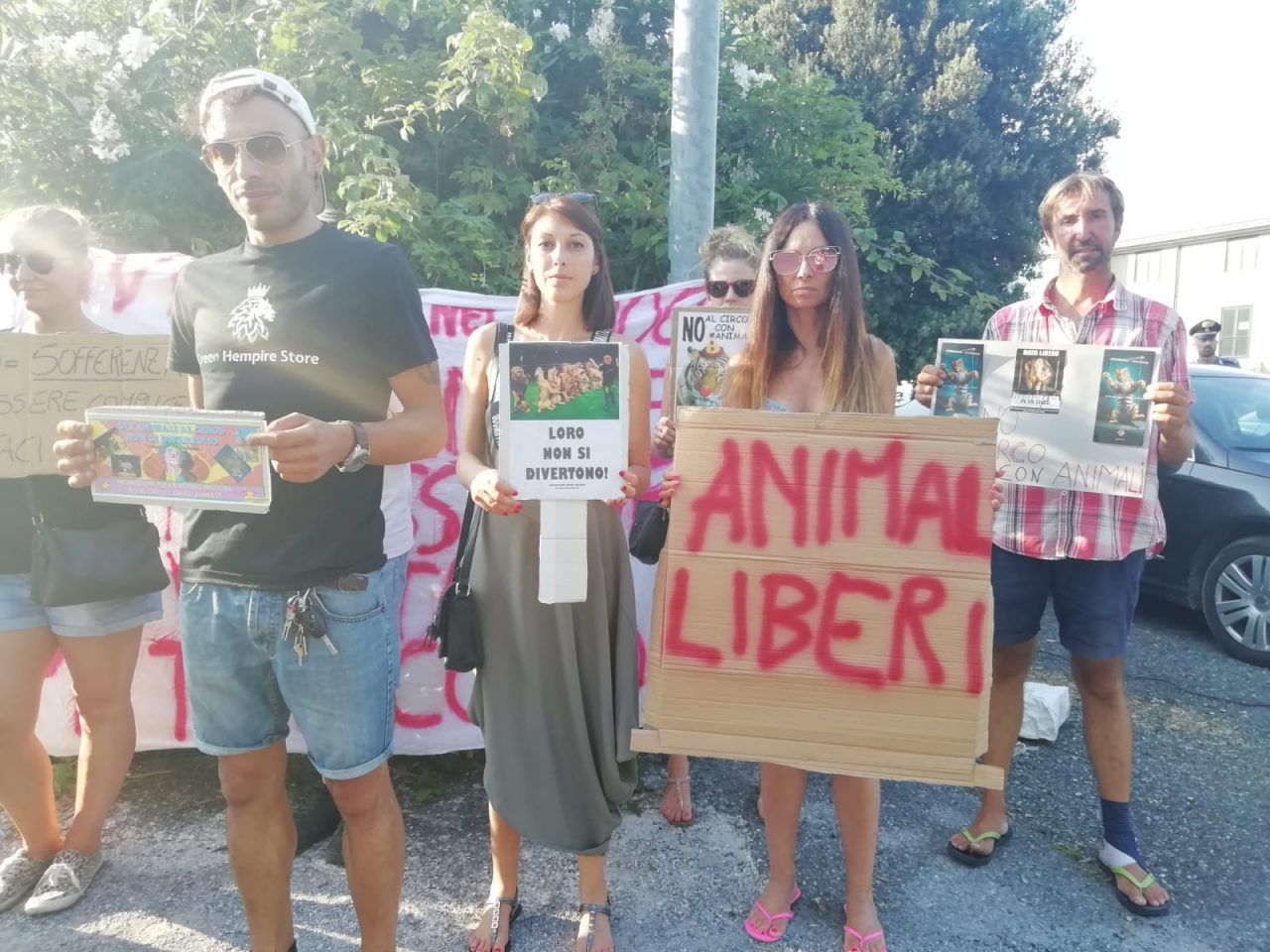Presidio di protesta contro il circo a Puegnago