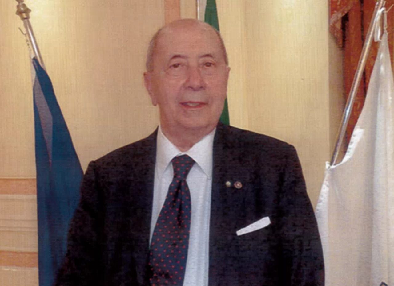 Rovato perde un pezzo di storia: addio all’avvocato Enzo Cossu