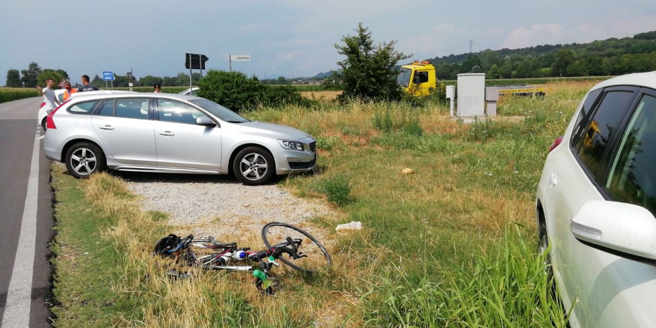 Ciclista investito a Lonato: è codice rosso