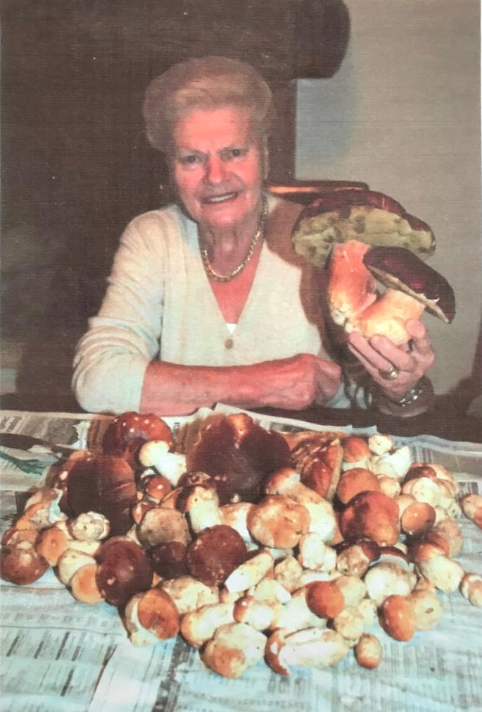 Lutto a Montichiari, è morta Angela Savoldi la Teresa del bar Loggia